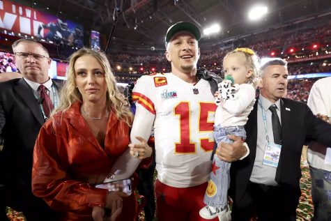 Patrick Mahomes celebrates second Super Bowl win with his family. 