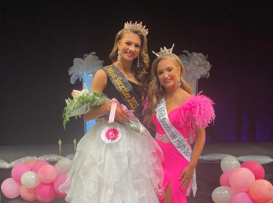Miss+Socastee+2023+Laney+Barno+poses+with+Miss+Socastee+2022+Ryleigh-Caroline+Williams+after+this+years+pageant.+Both+women+developed+platforms+expressing+how+they+hope+to+impact+the+community.